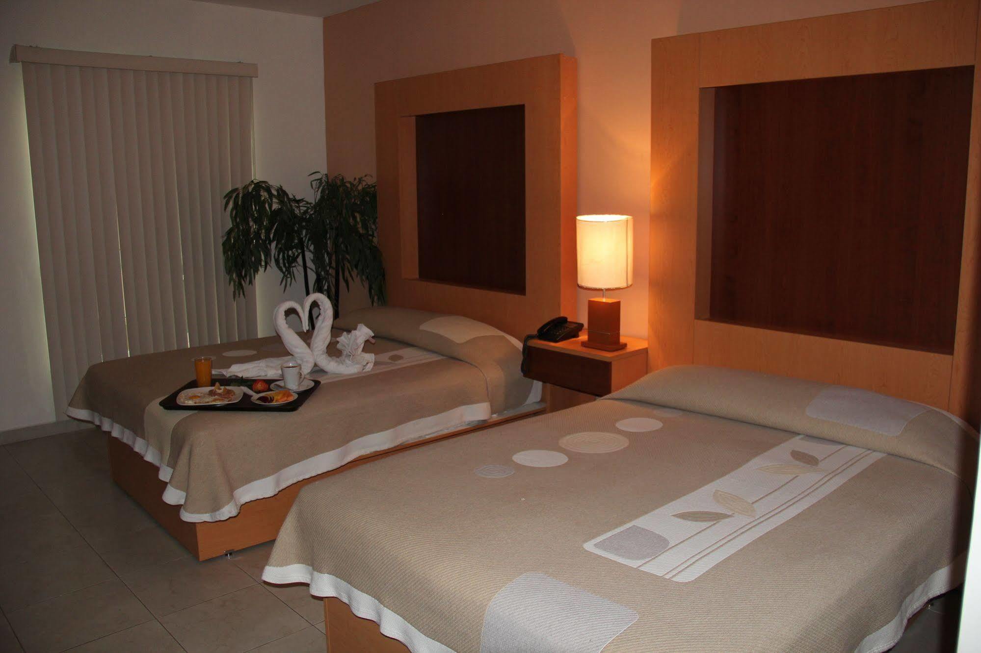 Hotel Real Zapopan Dış mekan fotoğraf